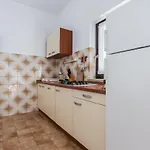 Marijana Πόρετς